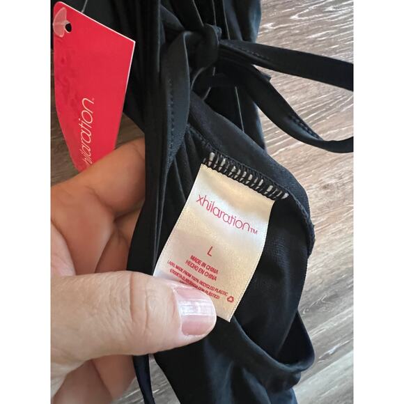 Swimsuit One Piece size Large Black New Embroidered - Picture 3 of 5